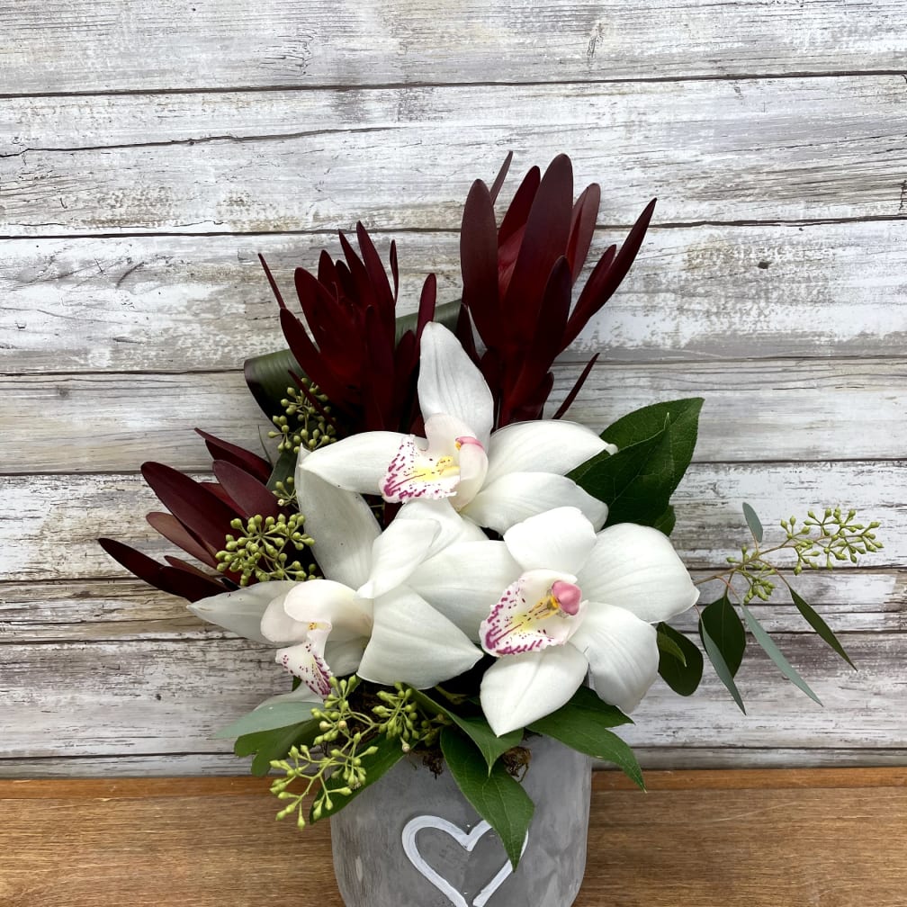 Point Pleasant Florist Flower Delivery by Purple Iris Flower Shop
