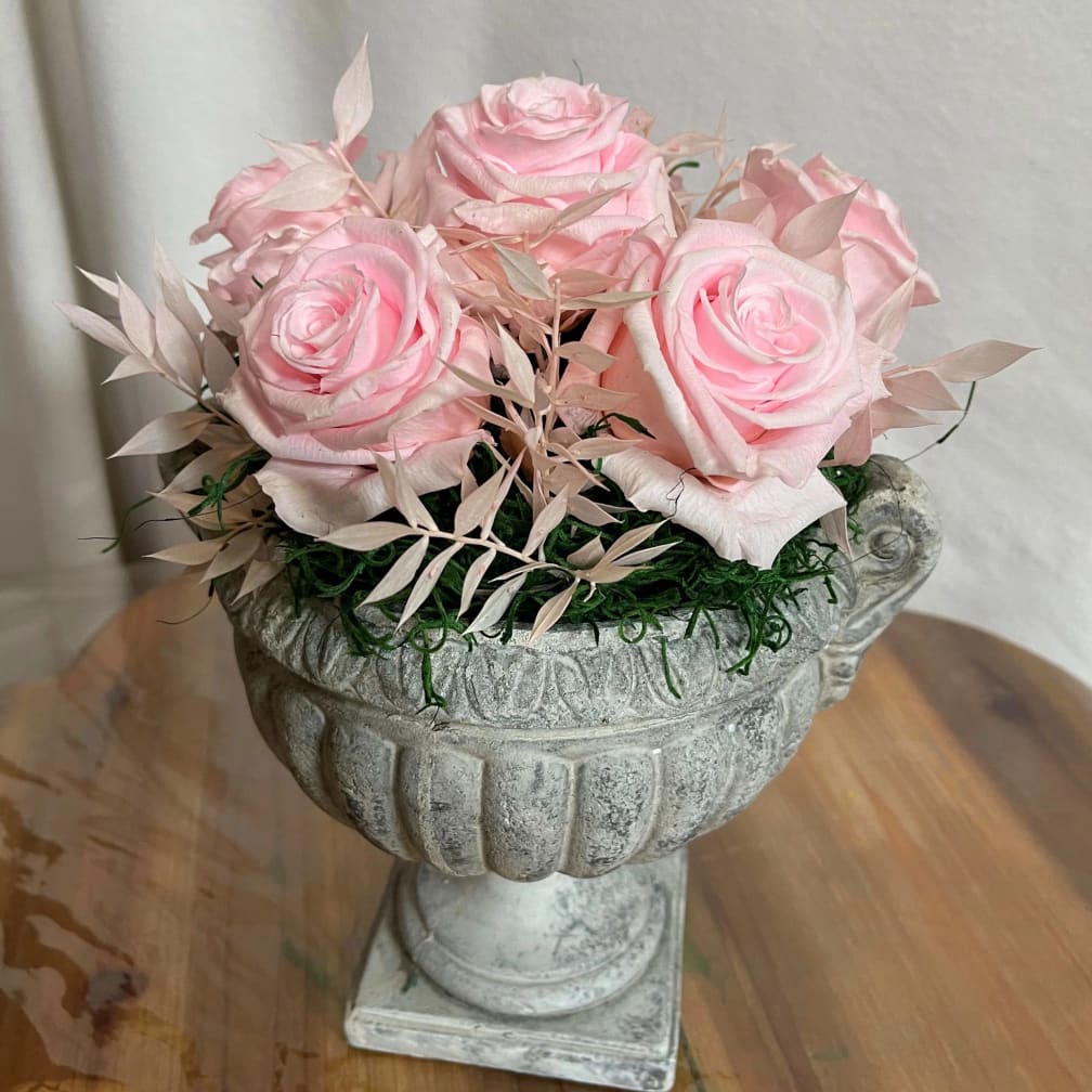 Agoura Hills Florist Flower Delivery by Oakbrook Florist & The Gift