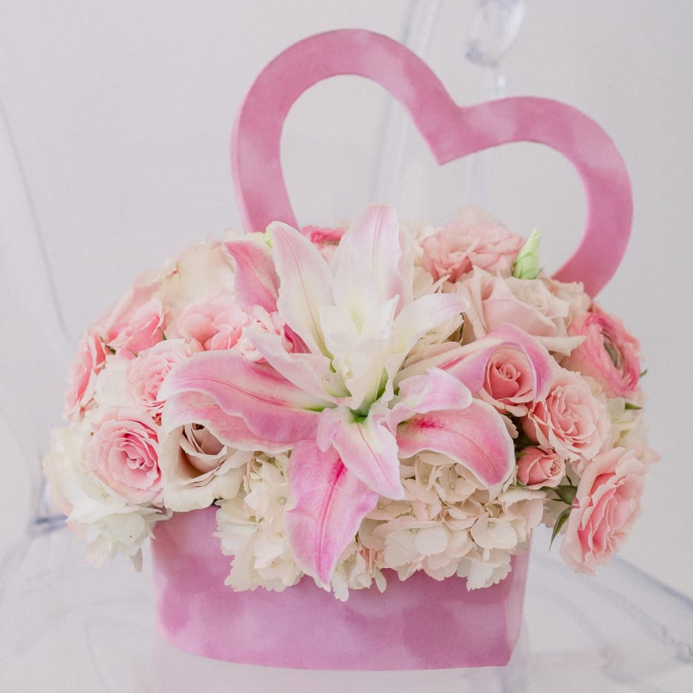 Santa Clarita Florist | Flower Delivery by Celebrate ...