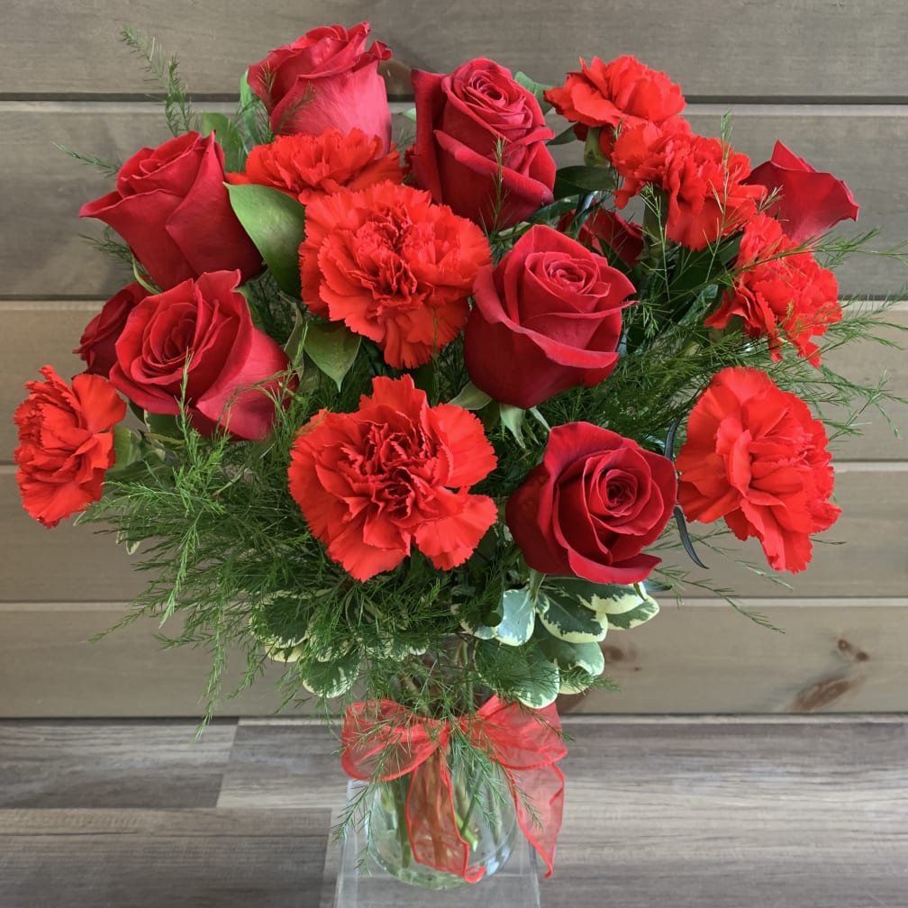 Schenectady Florist Flower Delivery By Village Floral And Gifts