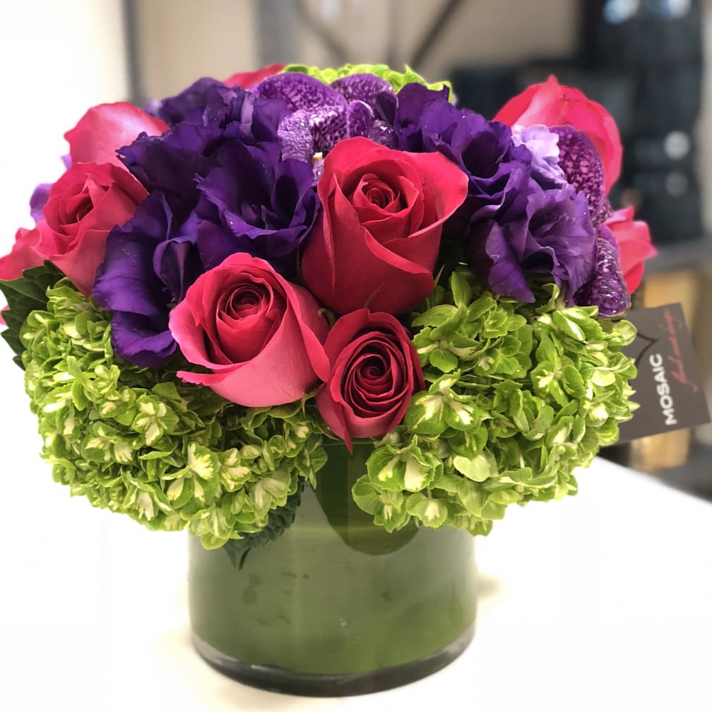 West Hollywood Florist Flower Delivery by Mosaic Floral Event Design