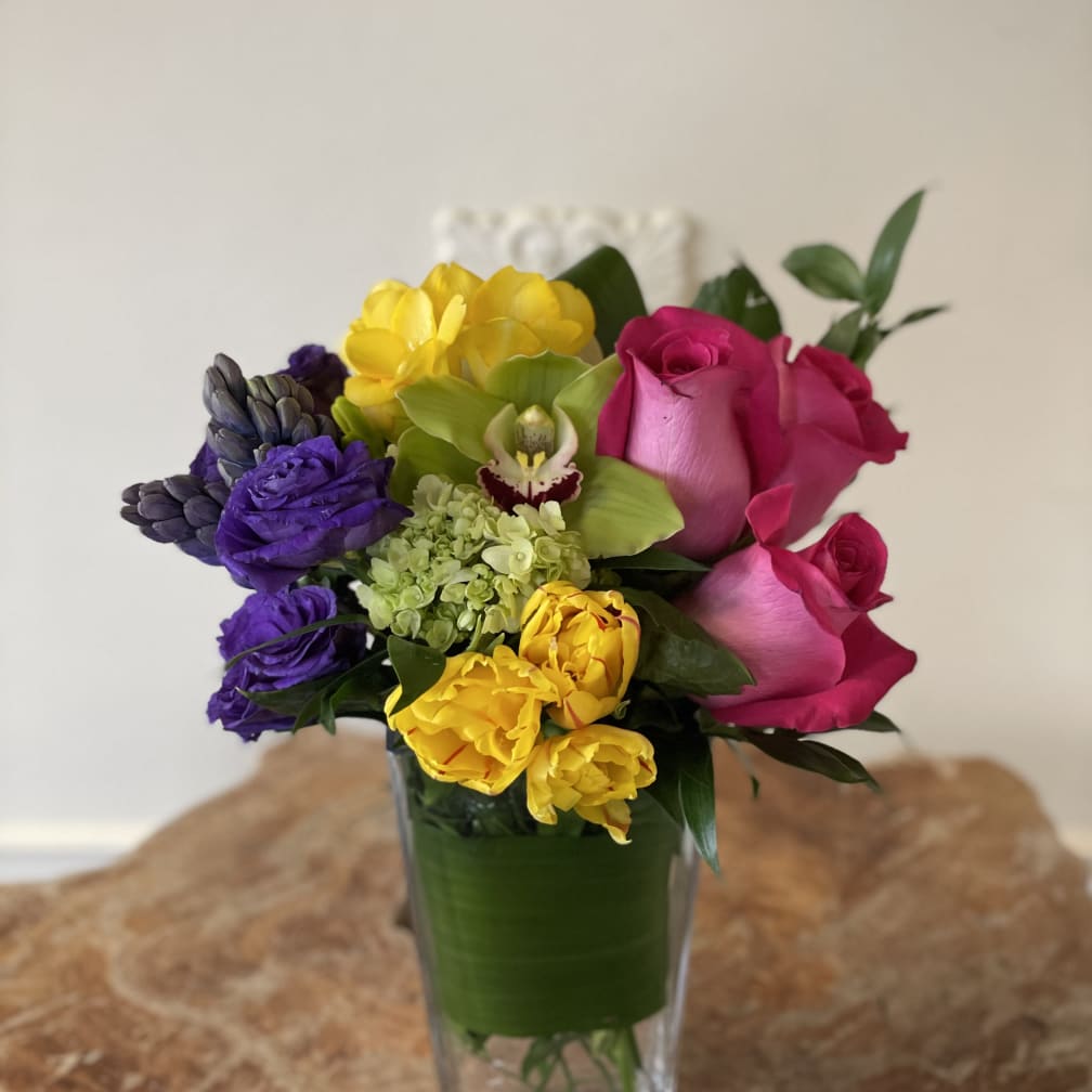 Saugus Florist Flower Delivery by Petrie's Flower Shoppe