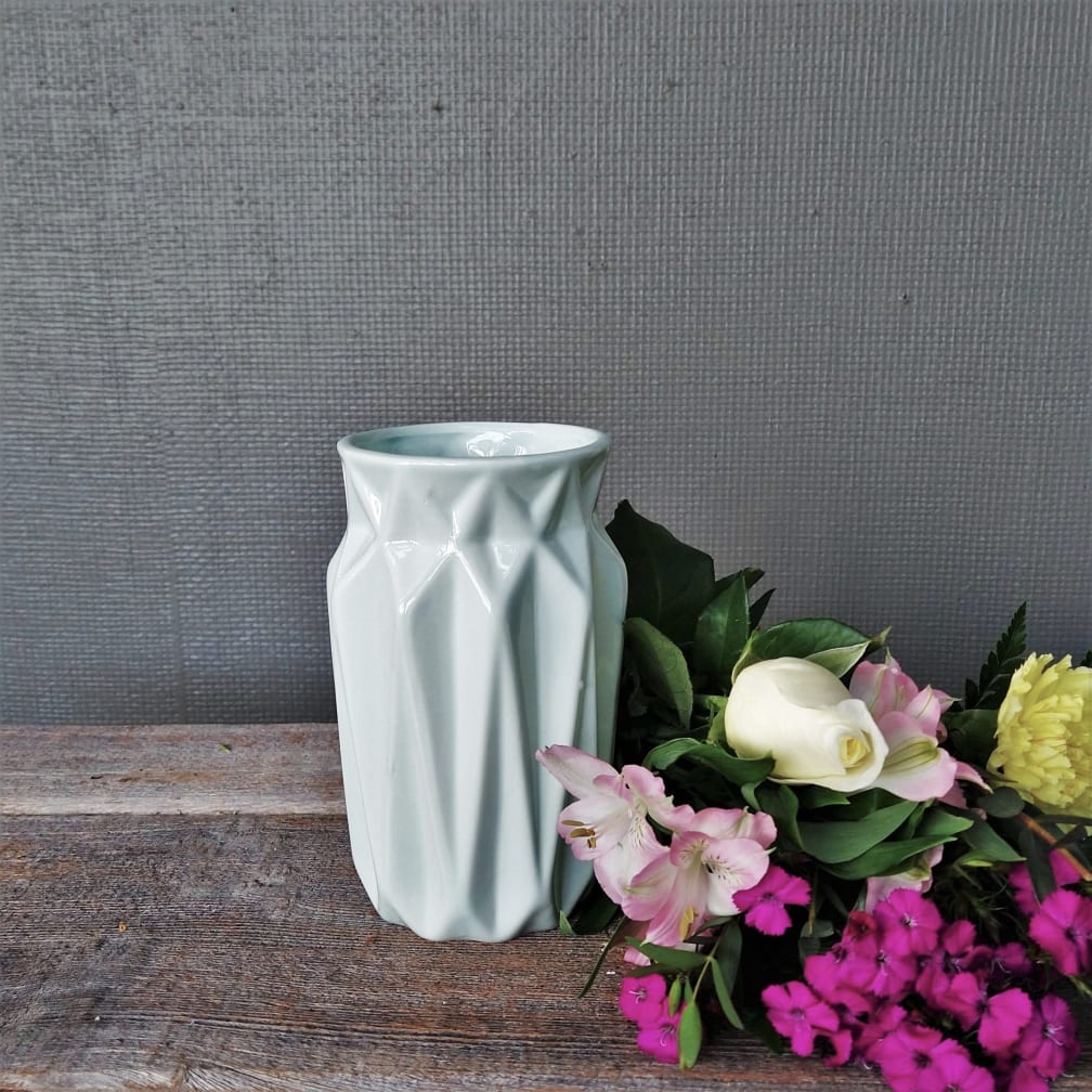 Eureka Florist Flower Delivery by Eureka Florist