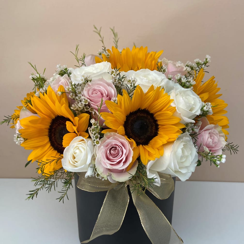 West Covina Florist | Flower Delivery by Blue House Flowers