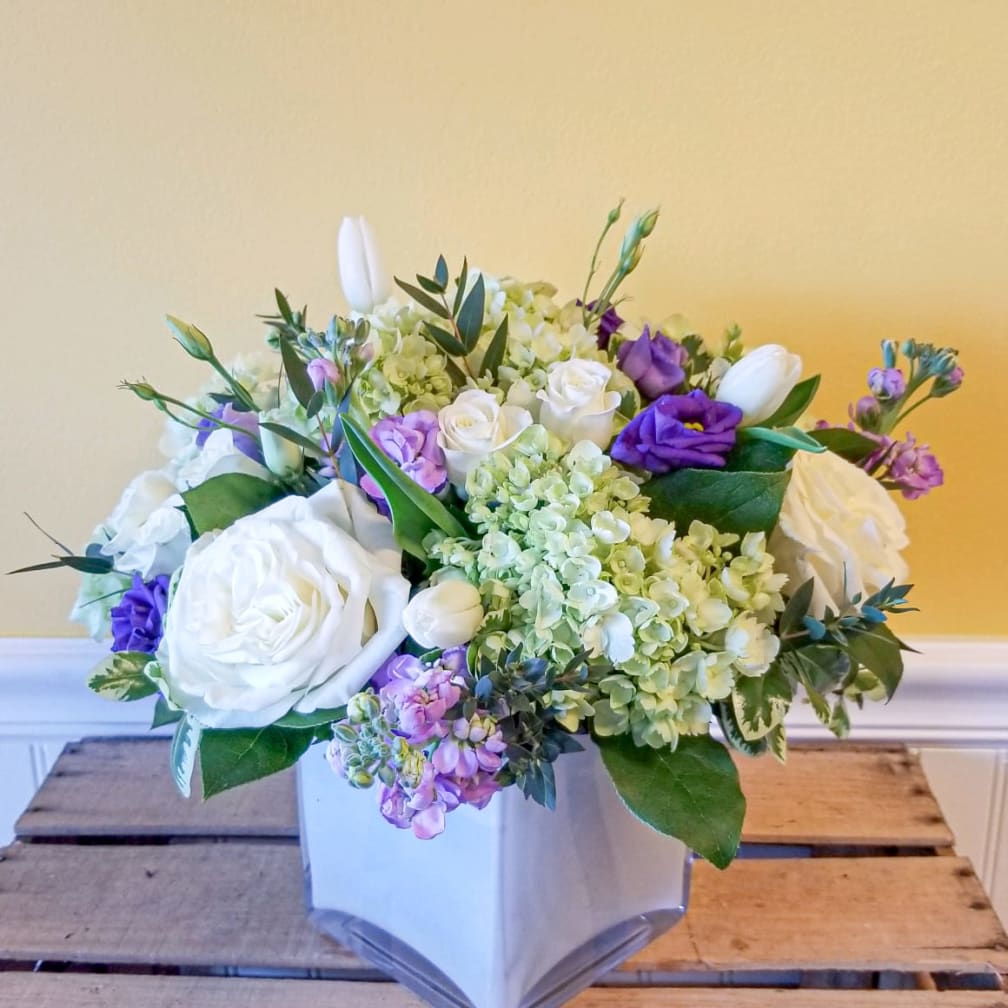 Cherry Hill Florist Flower Delivery by Jacqueline's Flowers & Gifts