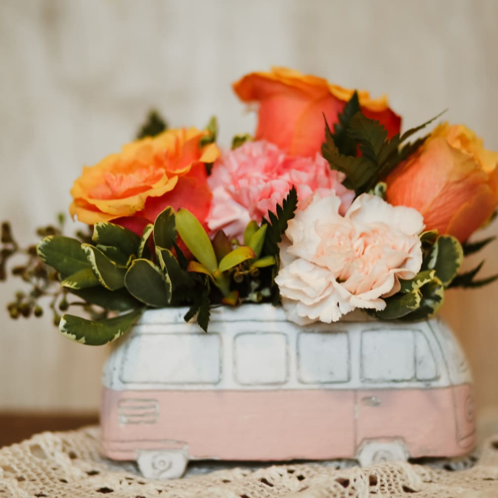 West Des Moines Florist Flower Delivery By Simply Lavender Blue