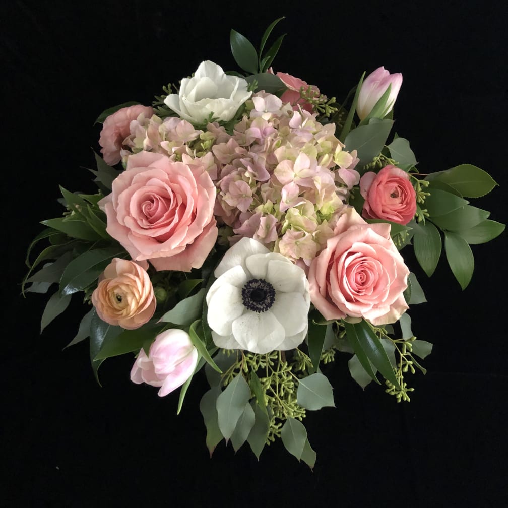 Westwood Hills Florist Flower Delivery By The Little Flower Shop