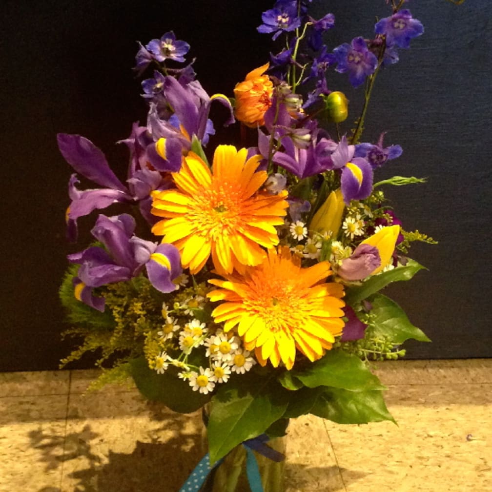 San Francisco Florist Flower Delivery by Petals A Flower Studio