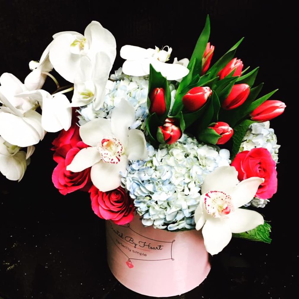 Square Boxes with Mixed Flowers