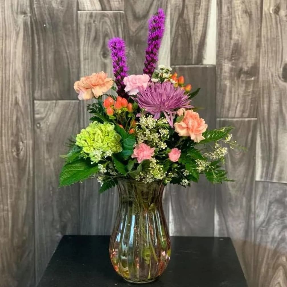 Waterloo Florist Flower Delivery by Bountiful Blossoms