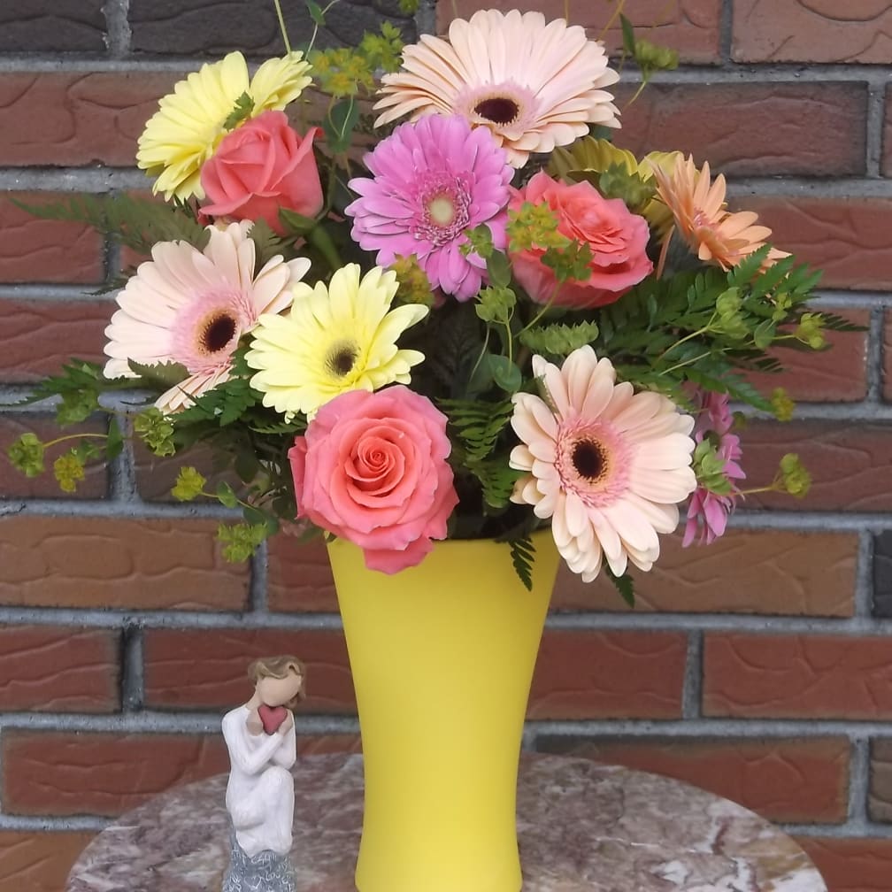 Ludlow Florist Flower Delivery By Heavenly Inspirations Flowers Gifts