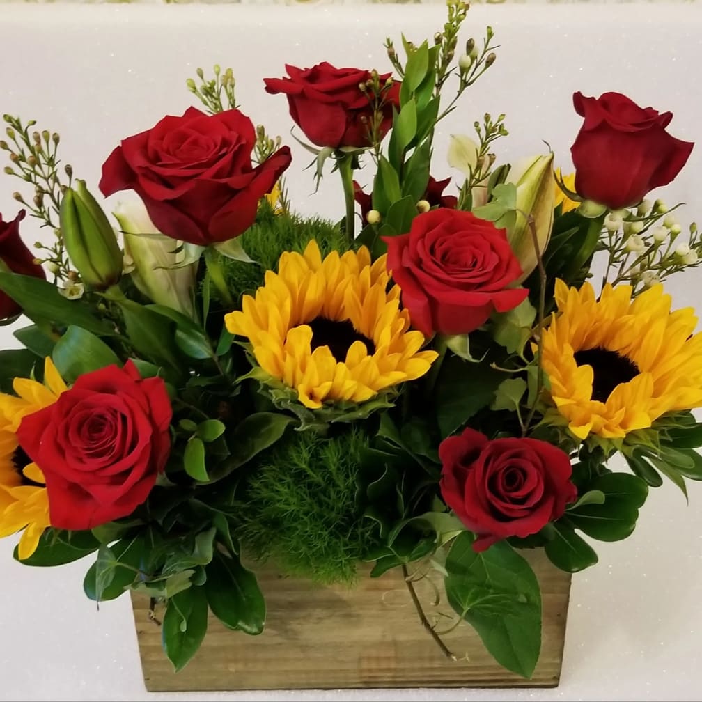 Bolingbrook Florist Flower Delivery by Dahlias de Cambray Florist
