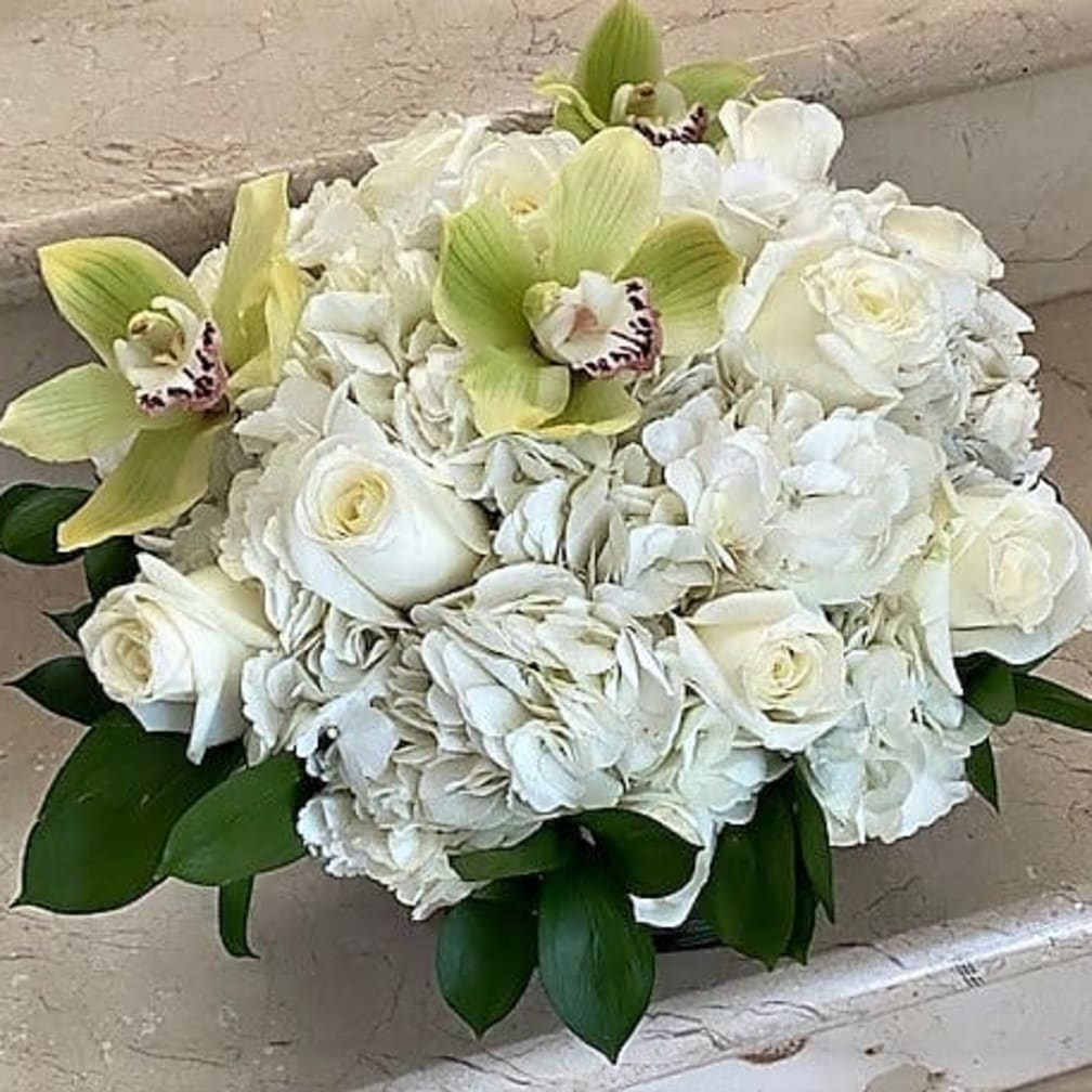 Miami Beach Florist Flower Delivery by Seasons Flowers of South Beach