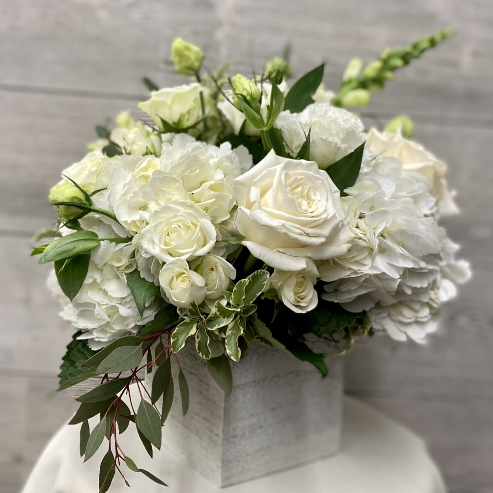 Melville Florist | Flower Delivery by Black Dahlia