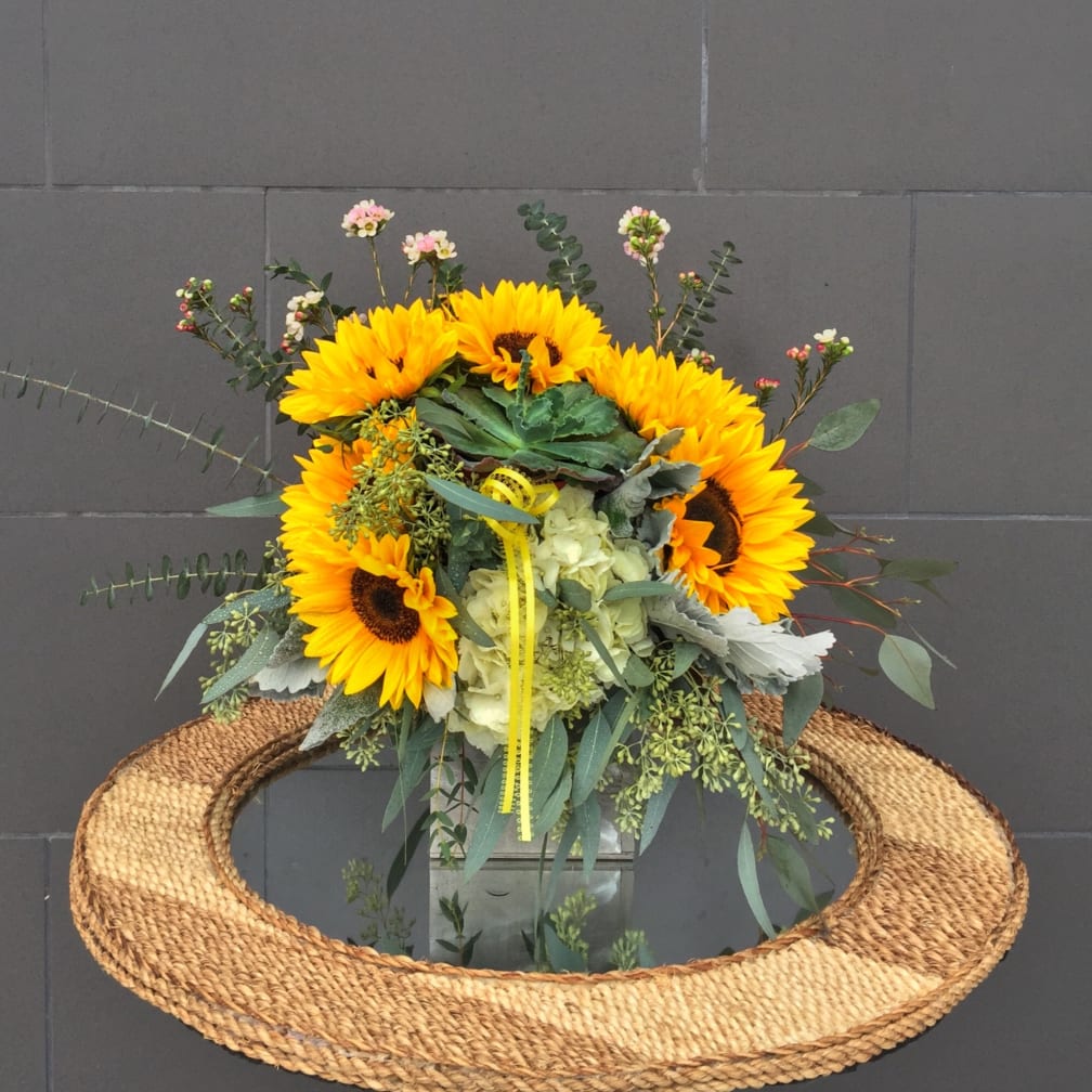 Huntington Beach Florist Flower Delivery by Huntington Flowers