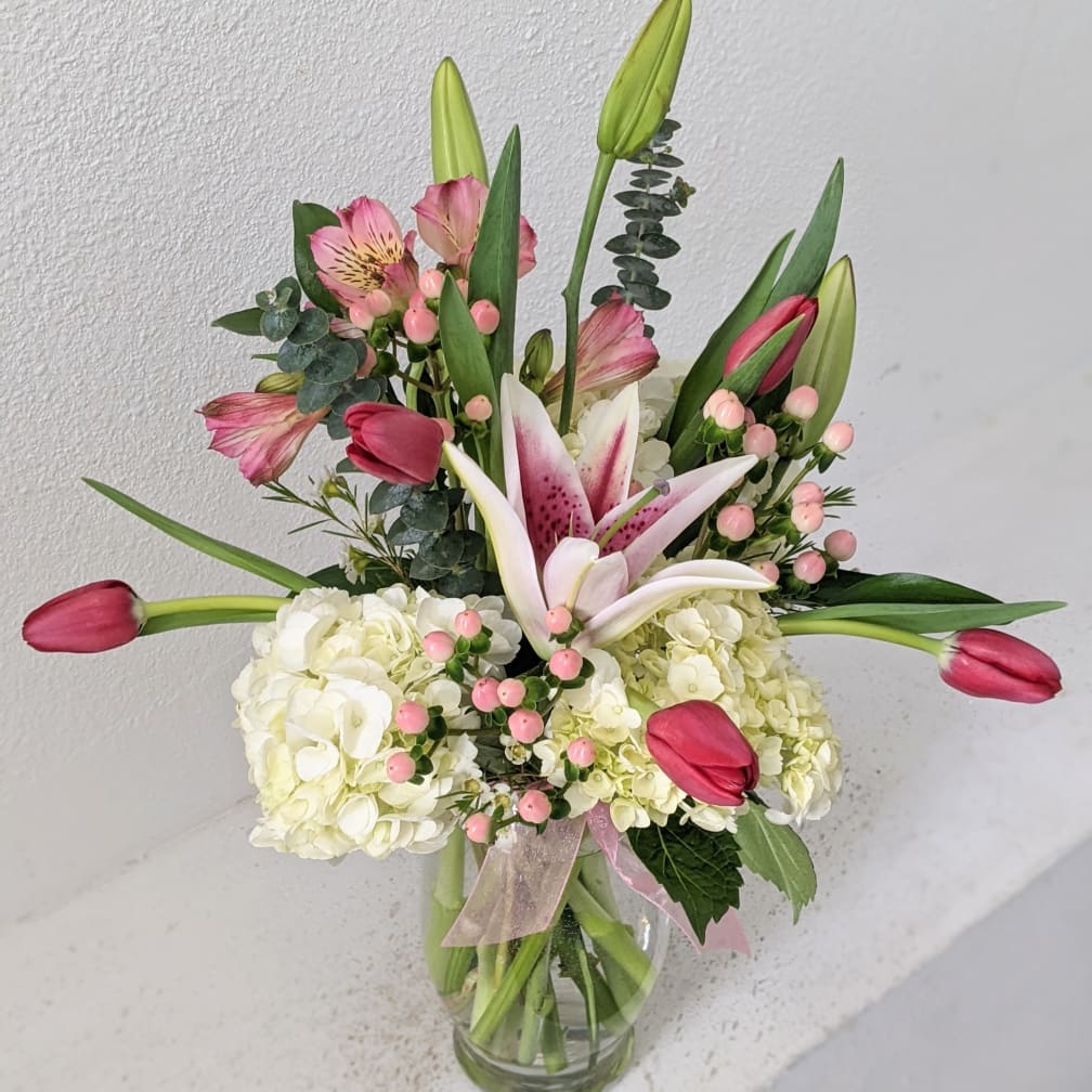 Farmington Florist Flower Delivery by Buds Floral Studio