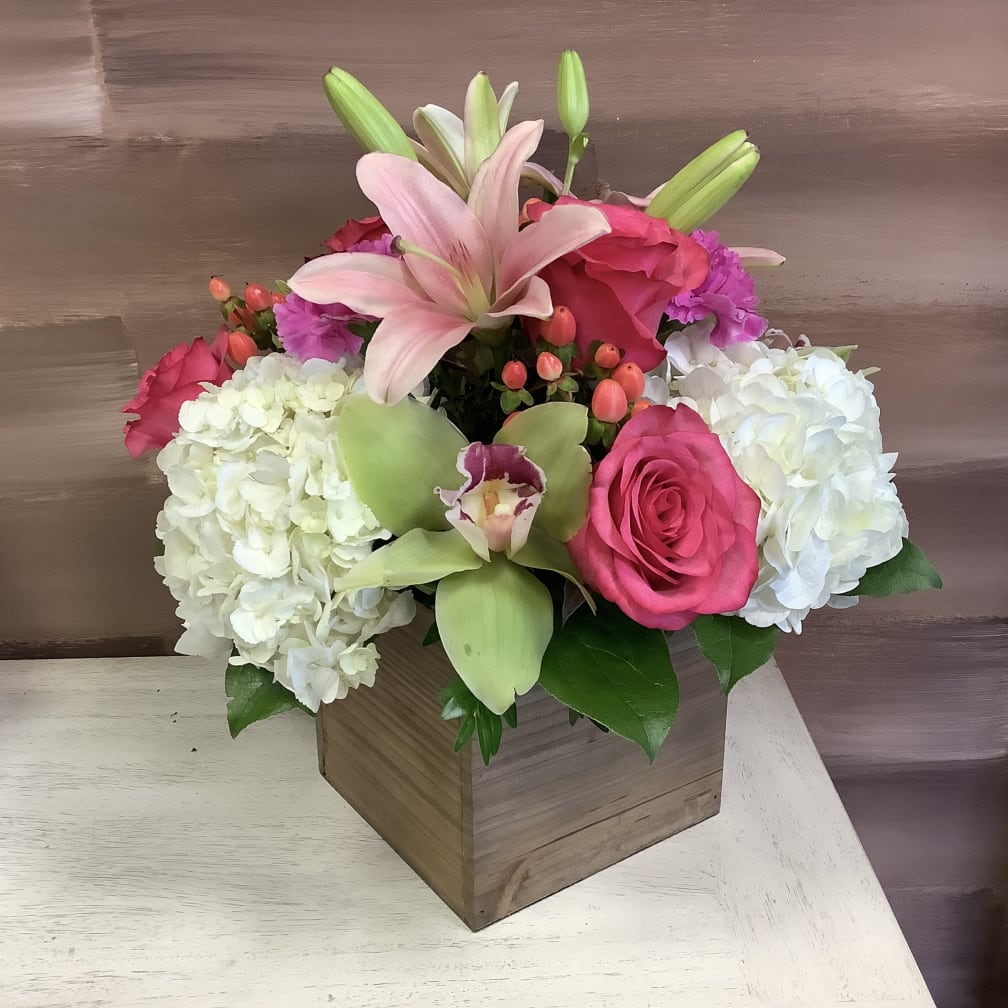 Forever Yours & Loved in New Milford, NJ | Denis Florist & Flower Delivery