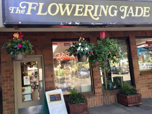 Tualatin Florist Flower Delivery By The Flowering Jade