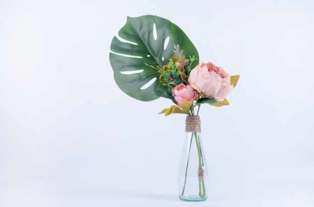 How to Make Faux Flower Arrangement That Looks Real