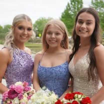 Best Prom Bouquets: Custom Hand-Tied Flowers