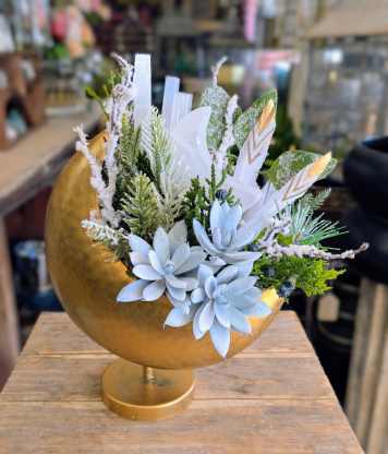 The Art of Custom Permanent Botanicals