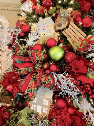 Holidays At The Historic Seattle Golf Club