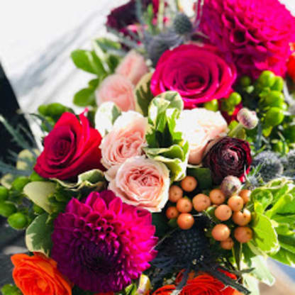 THANKSGIVING FLOWERS SHOP LOCAL 