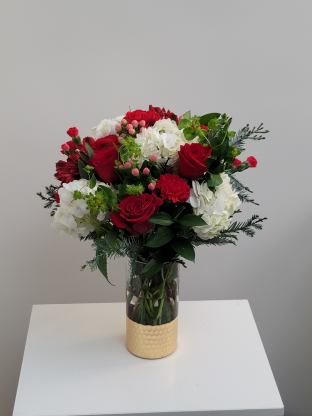 Valentine's Day Highlight: Hopeless Romantic Bouquet