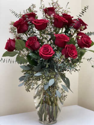 Shop local In Fairport village for Valentine’s 