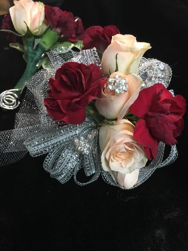 Rose and carnation corsage by Peggy's Bouquets