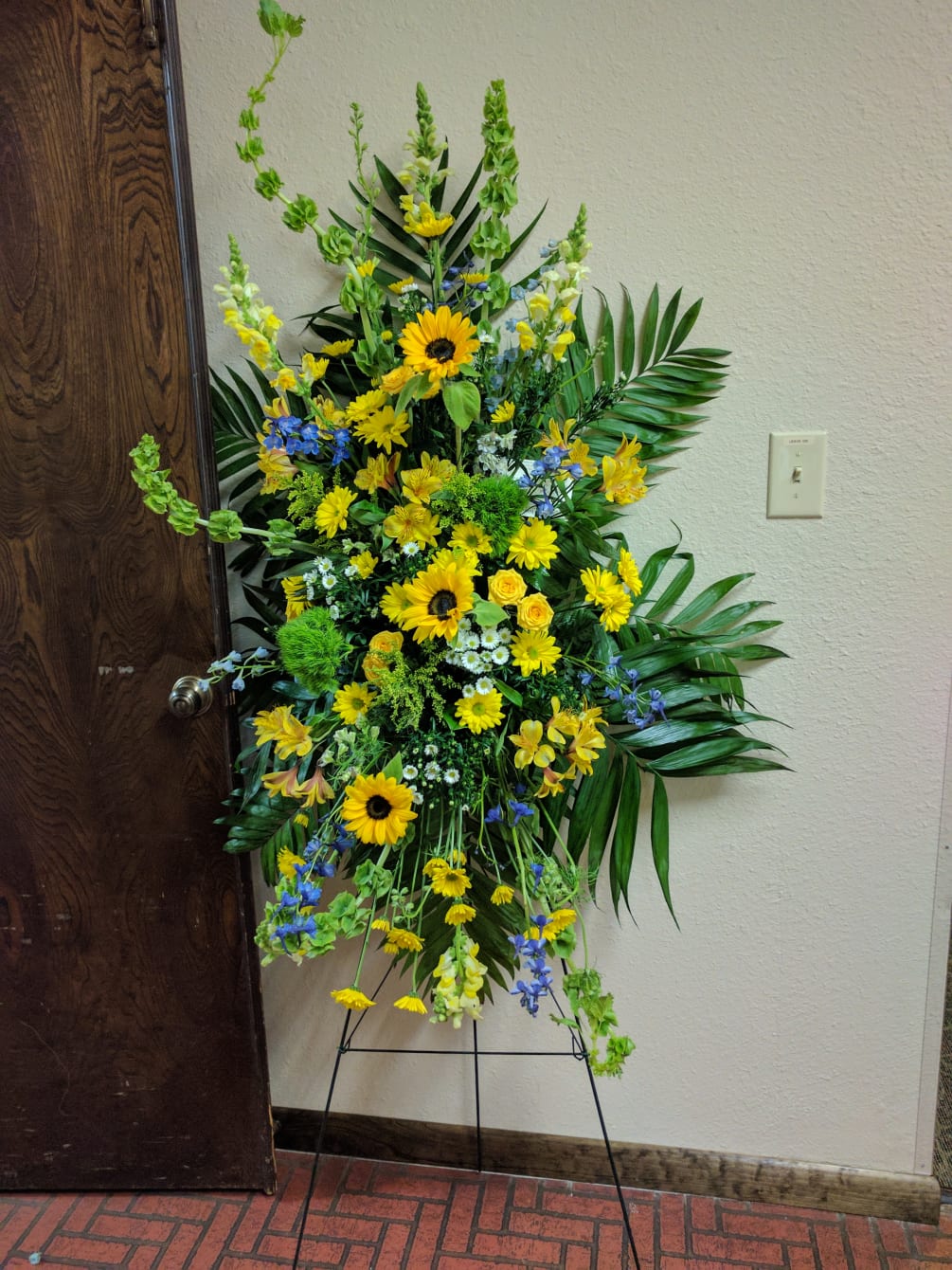 Yellow standing spray by Flowers Are Happy