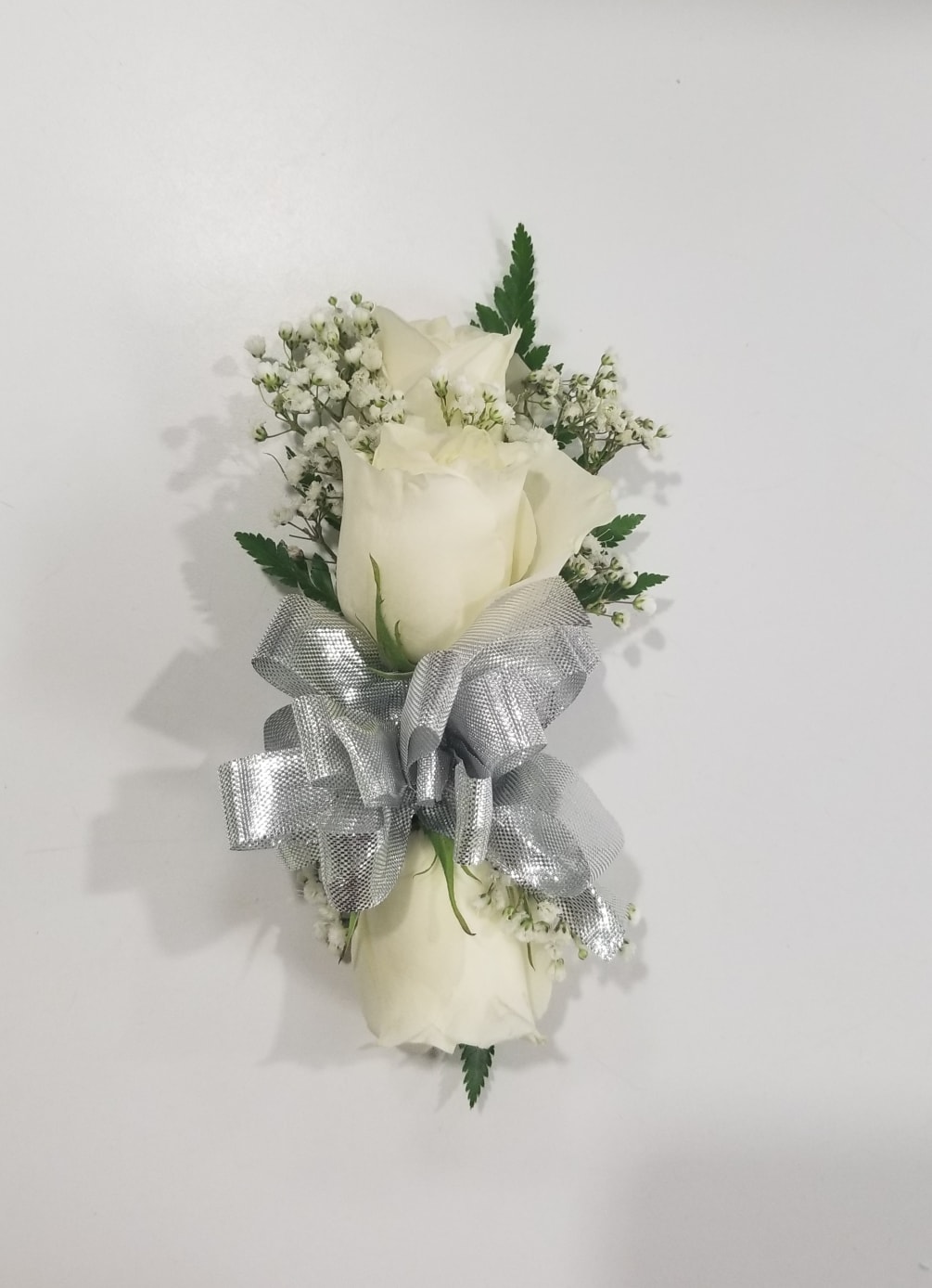 Simple wrist corsage deals