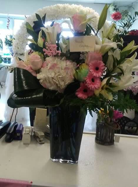 Show that special someone that you care send them a beautiful bouquet
