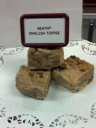 Chunks of Heath English toffee are mixed into our white chocolate.
