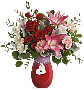 This keepsake vase has a charm of its own! Full of love