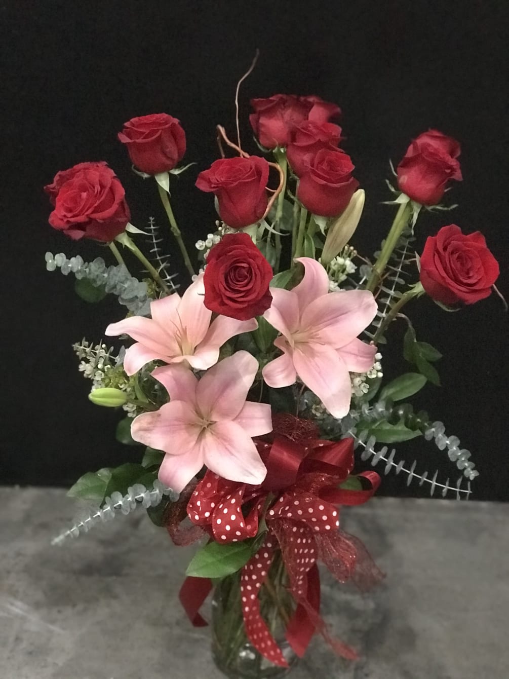 Dozen red rose with pink lilies