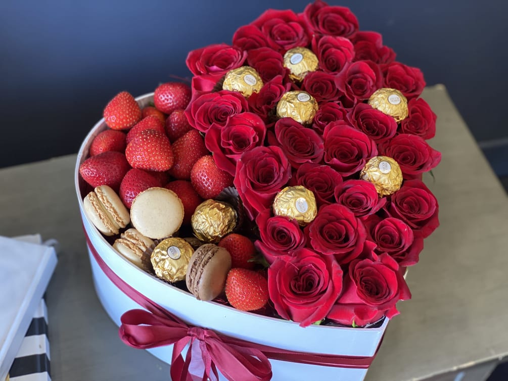 Heart Shaped Box With Roses And Sweets By Luxury Flowers Miami