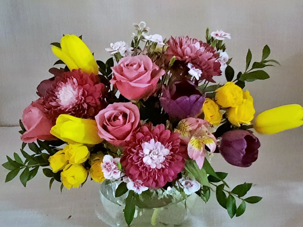 Roses, Tulips and a Spring mix variety.