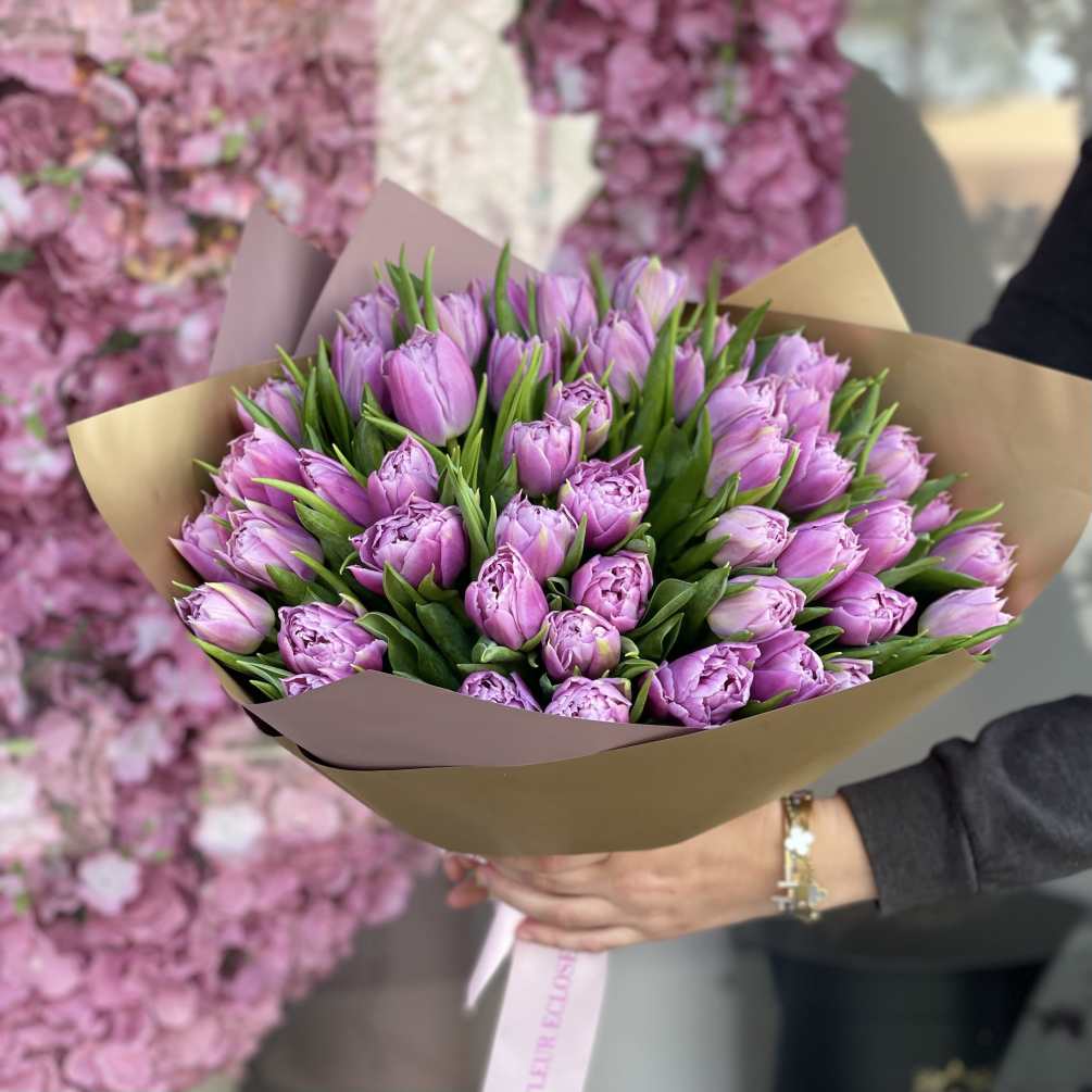 Lavender Tulips by La Fleur Eclose