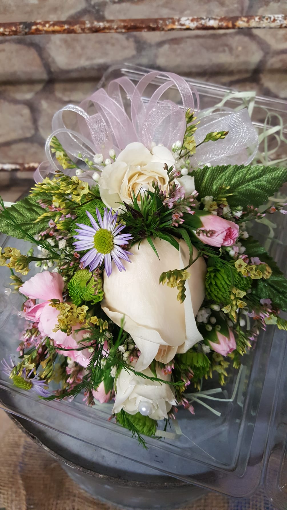 Wrist corsage designs outlet