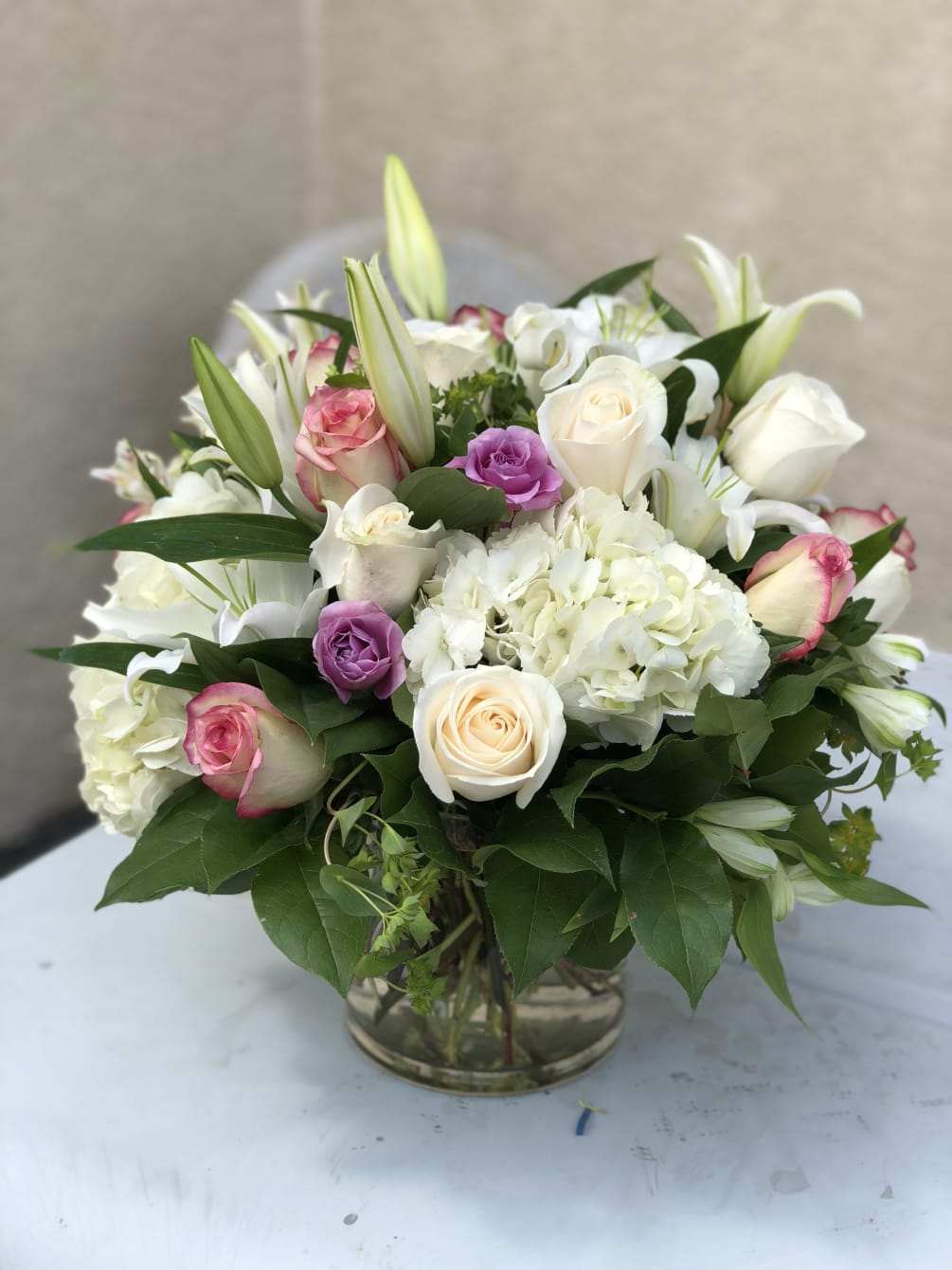 Beautiful floral arrangement for you love 