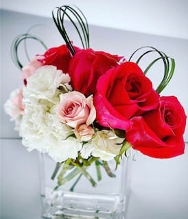A vibrant mix of pink, white and red blossoms. The feminine color