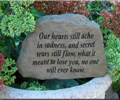 This 6&quot; x 4&quot; mini memorial stone comes complete with stand, and