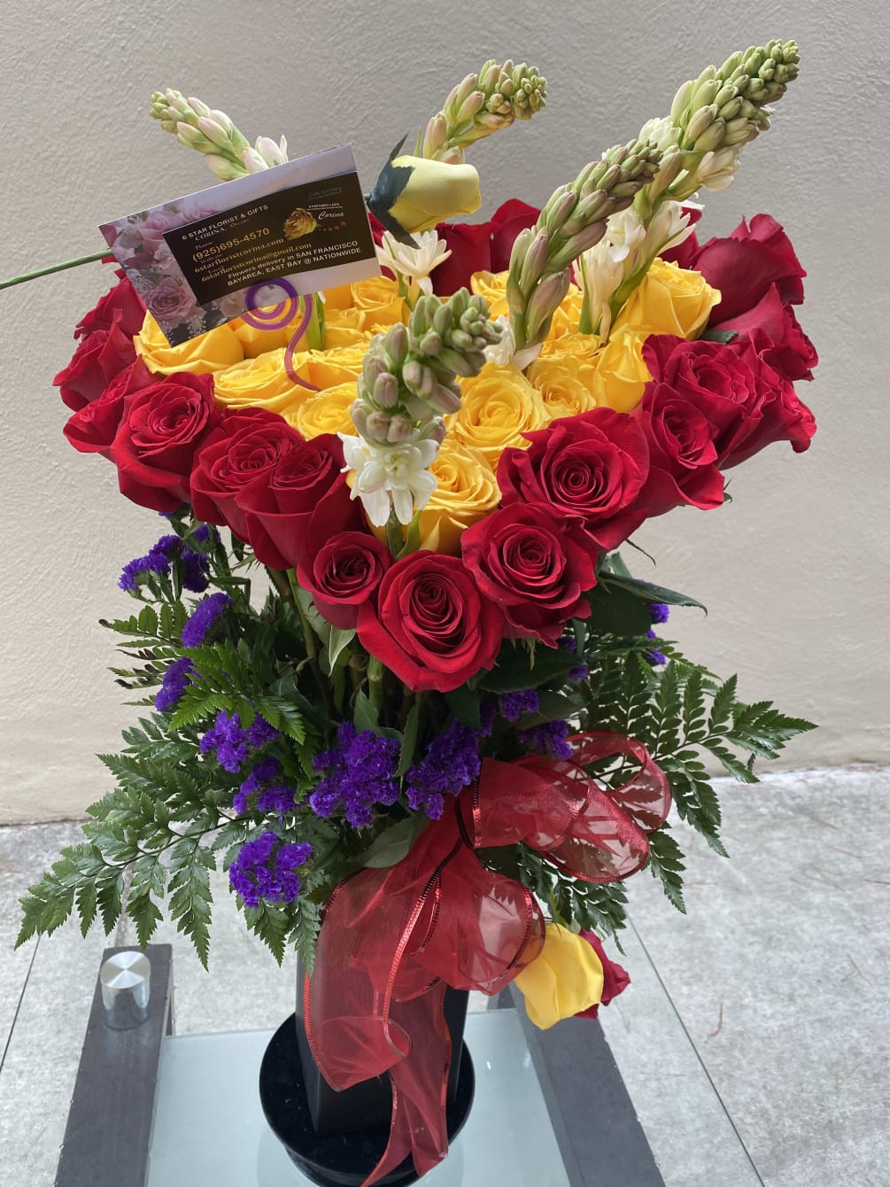 Corina Spectacular 3D Heart of 50 Premium Roses

 

A stunning , romantic