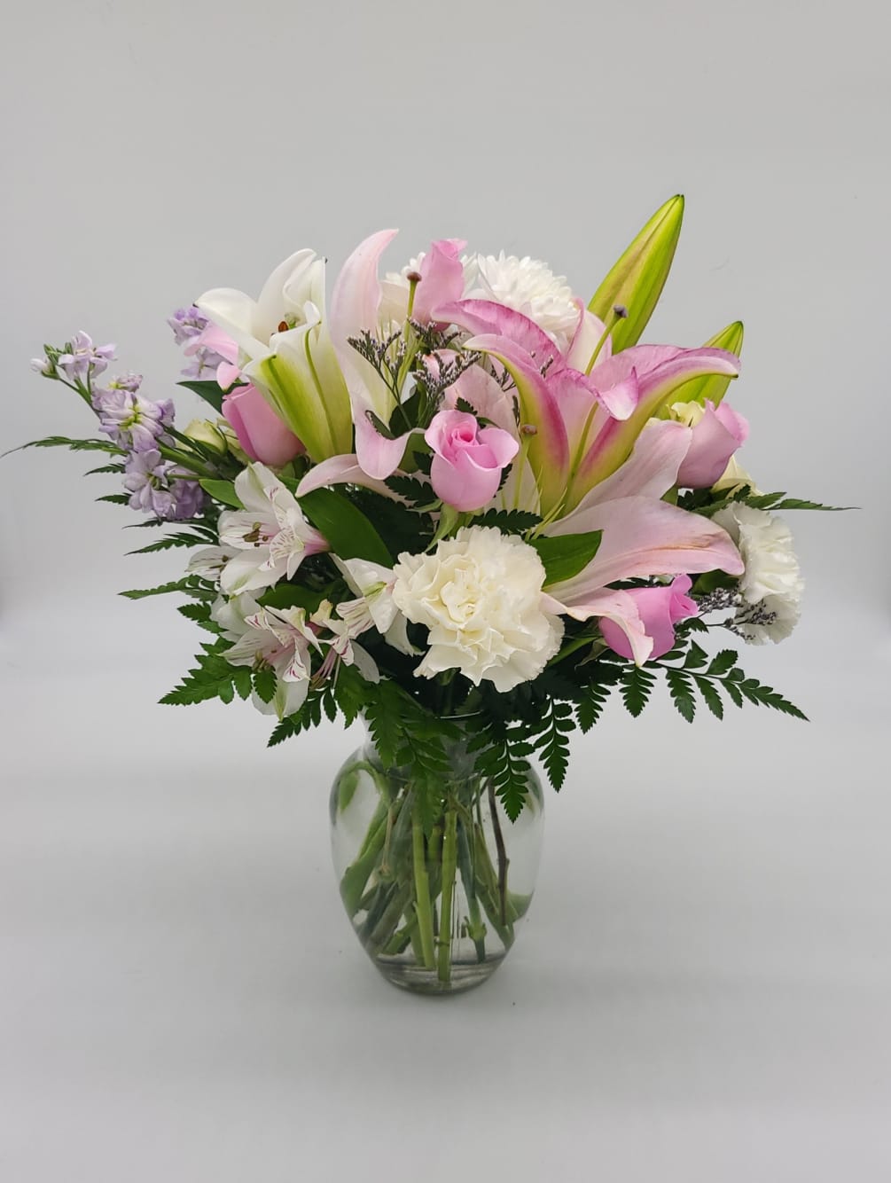 Heavenly hues and pretty petals are in perfect harmony in this gorgeous