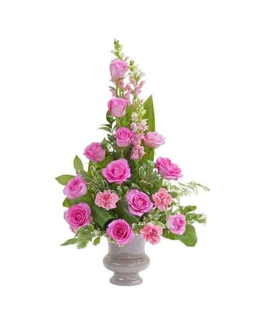 Simple beautiful combination of Roses, Carnations and Snapdragons.
Approximate size: 24&quot;H x 12&quot;W
Orientation