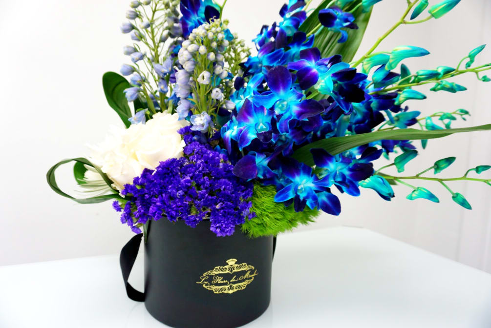Gorgeous blue, lavender and purple shades with s cascading flower effect that