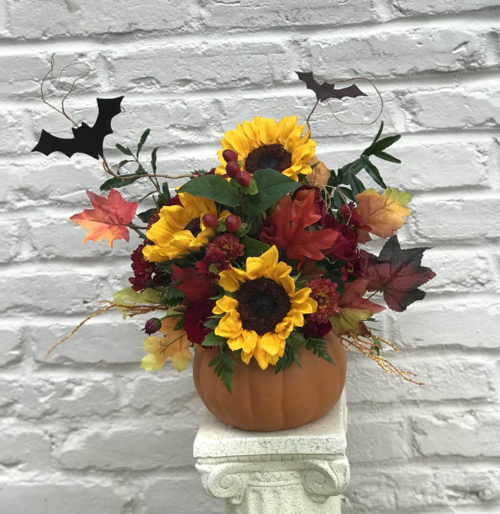 This is one impressive boo-quet! Red spray roses and bright yellow sunflowers