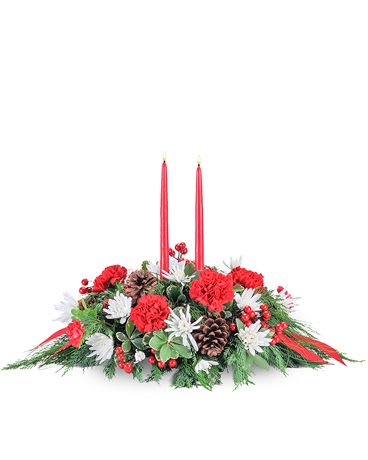 A perfect holiday table centerpiece