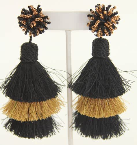 These black and gold earrings are the perfect gift for any Saints